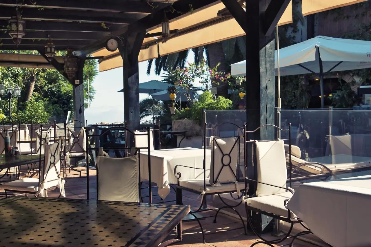 Boutique Hotel Las Islas (Adults Only) Фуэнхирола