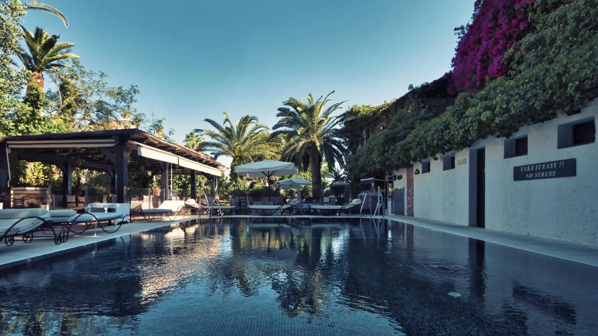 Boutique Hotel Las Islas (Adults Only) Фуэнхирола